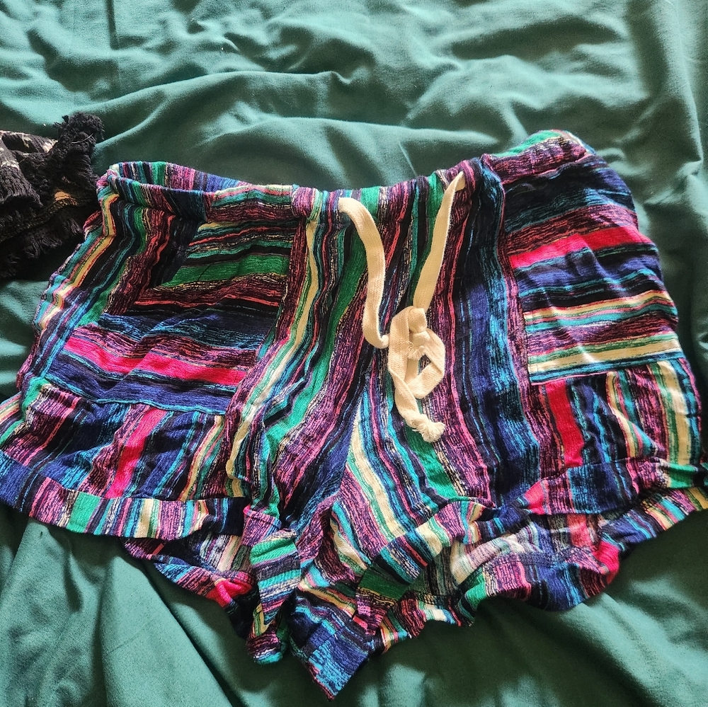 ODDY Multicolor Striped Women's Shorts